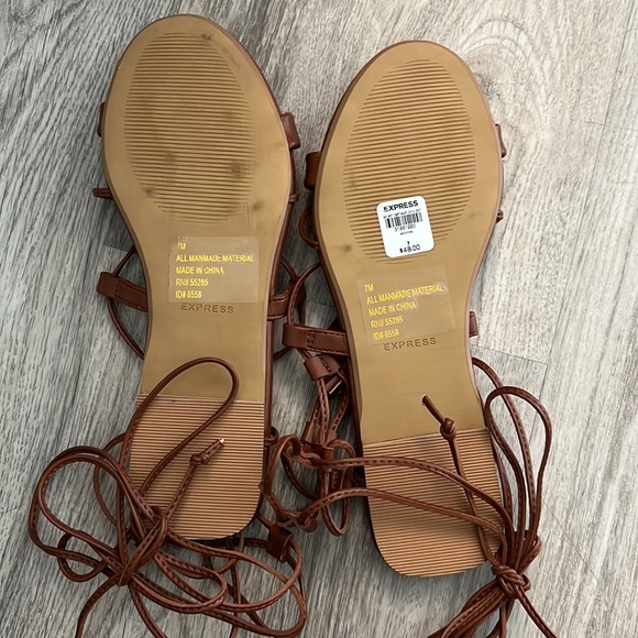 Express tie-up gladiator flat sandals - Picture 5 of 6